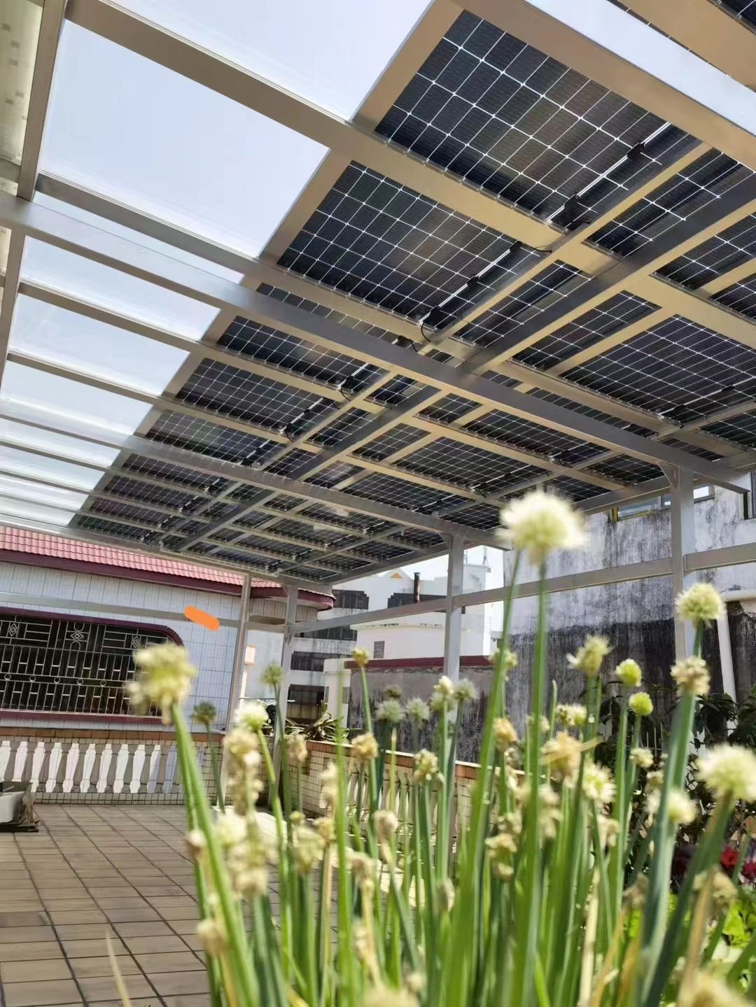 瓦房店别墅家用屋顶太阳能发电系统安装